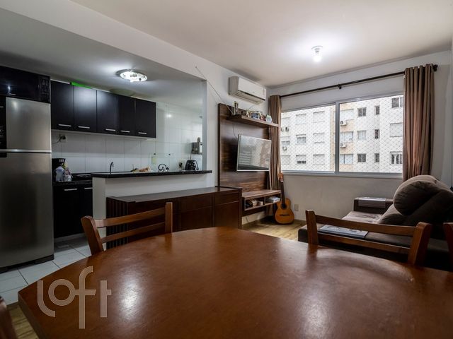 Apartamento com 68m², 3 dormitórios, 1 suíte, 1 vaga, Vila Ipiranga em Porto Alegre
