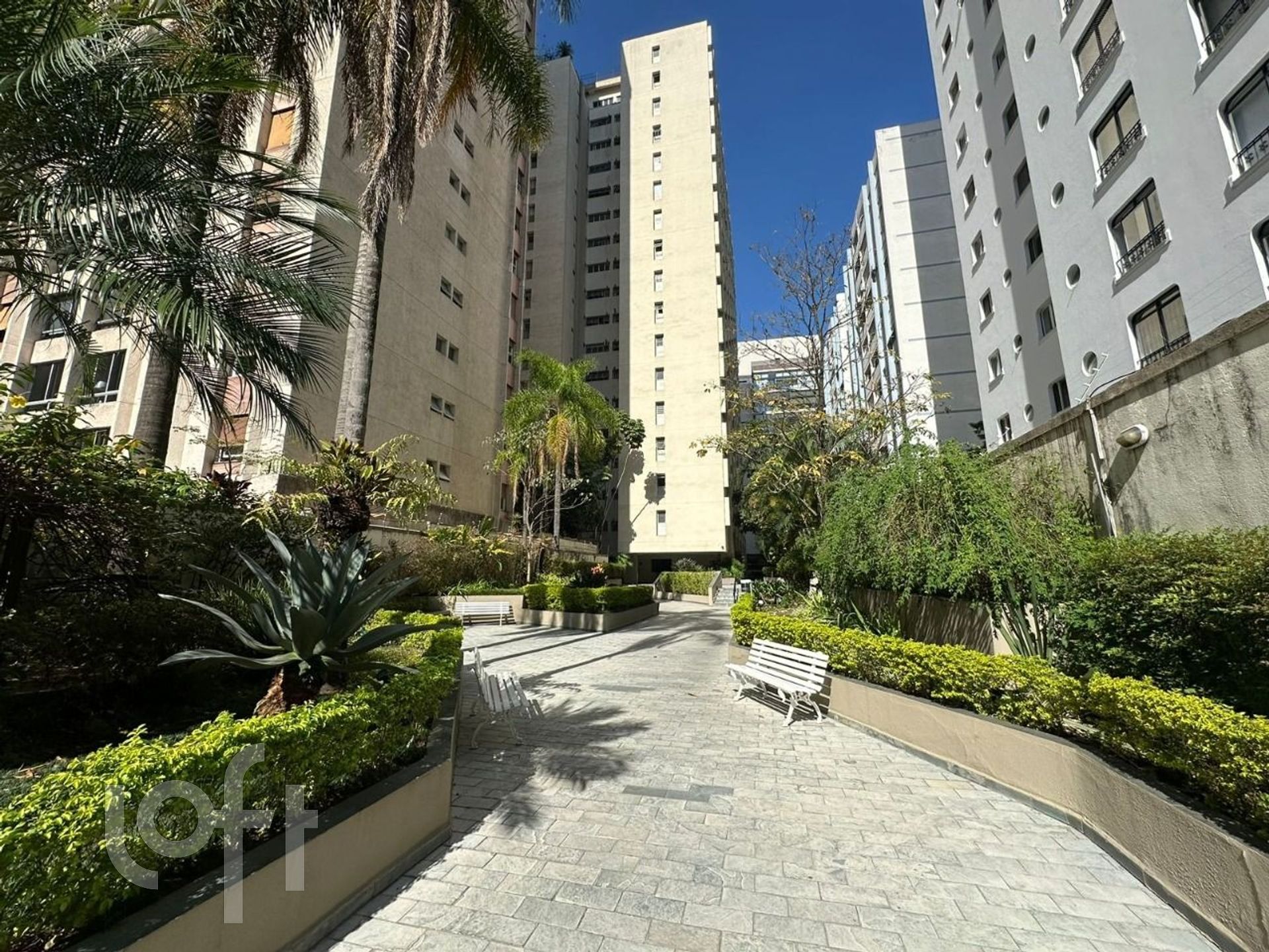 Apartamento à venda com 3 quartos, 178m² - Foto 29