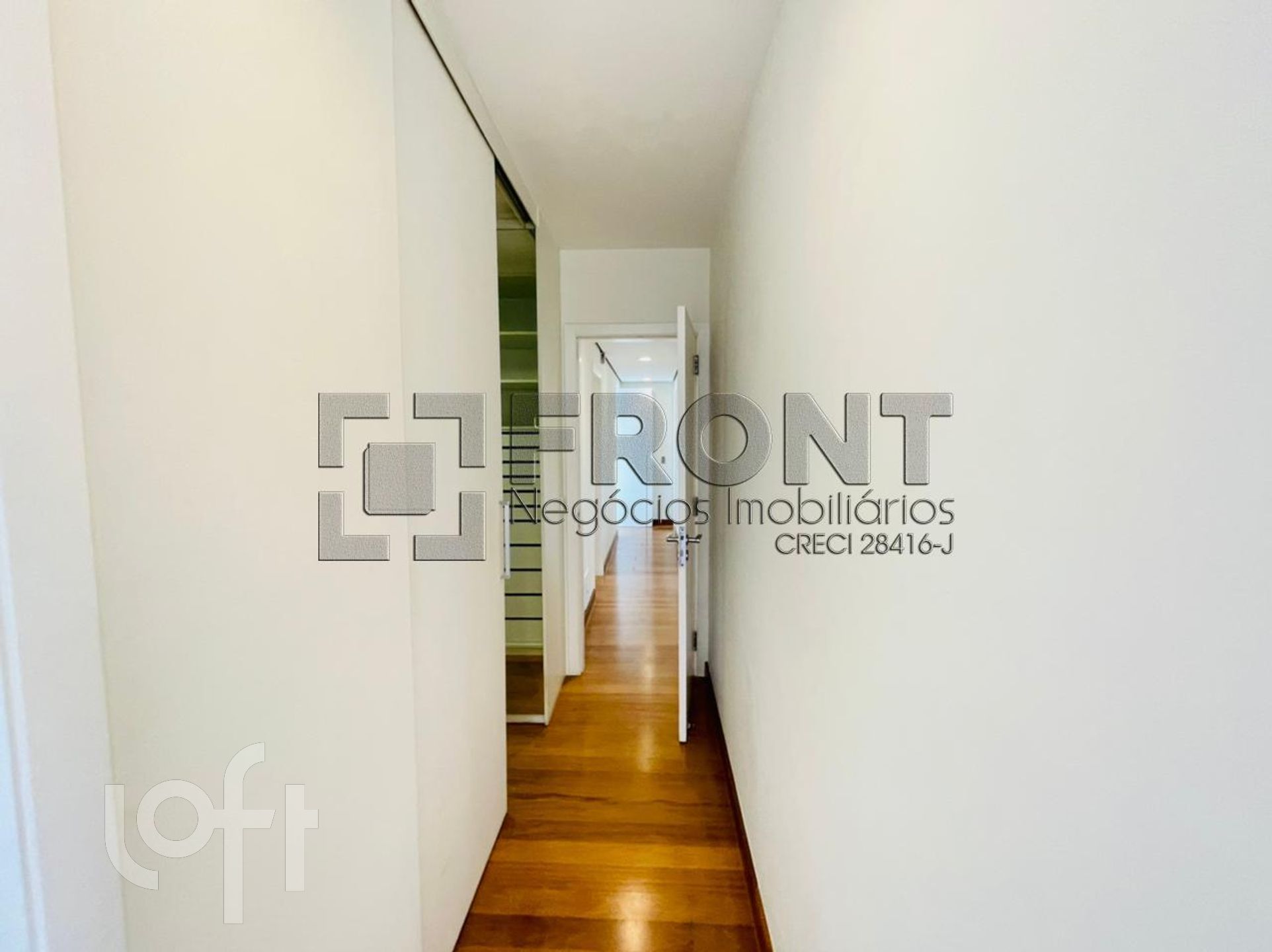 Apartamento à venda com 3 quartos, 215m² - Foto 10