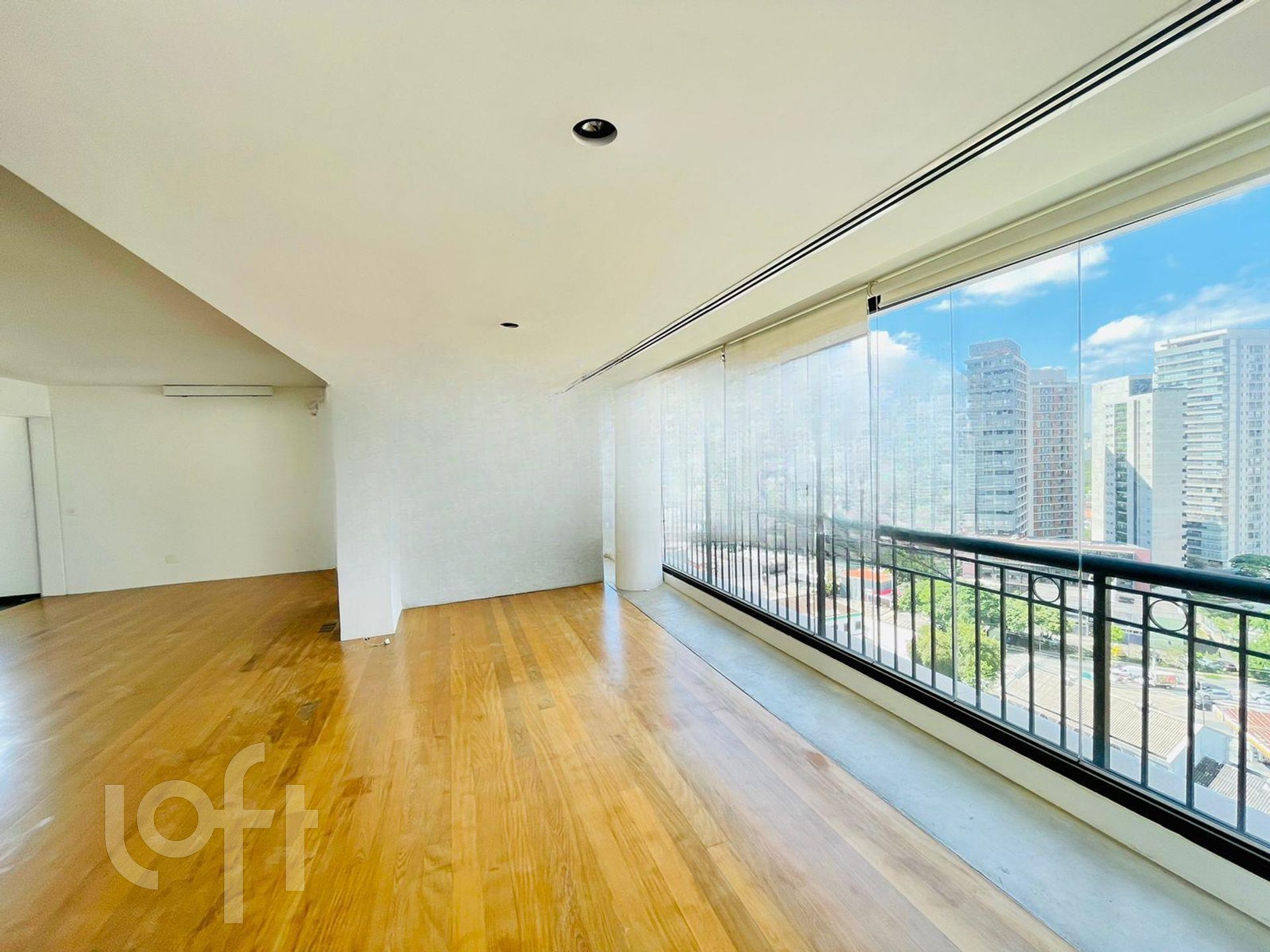 Apartamento à venda com 3 quartos, 215m² - Foto 23