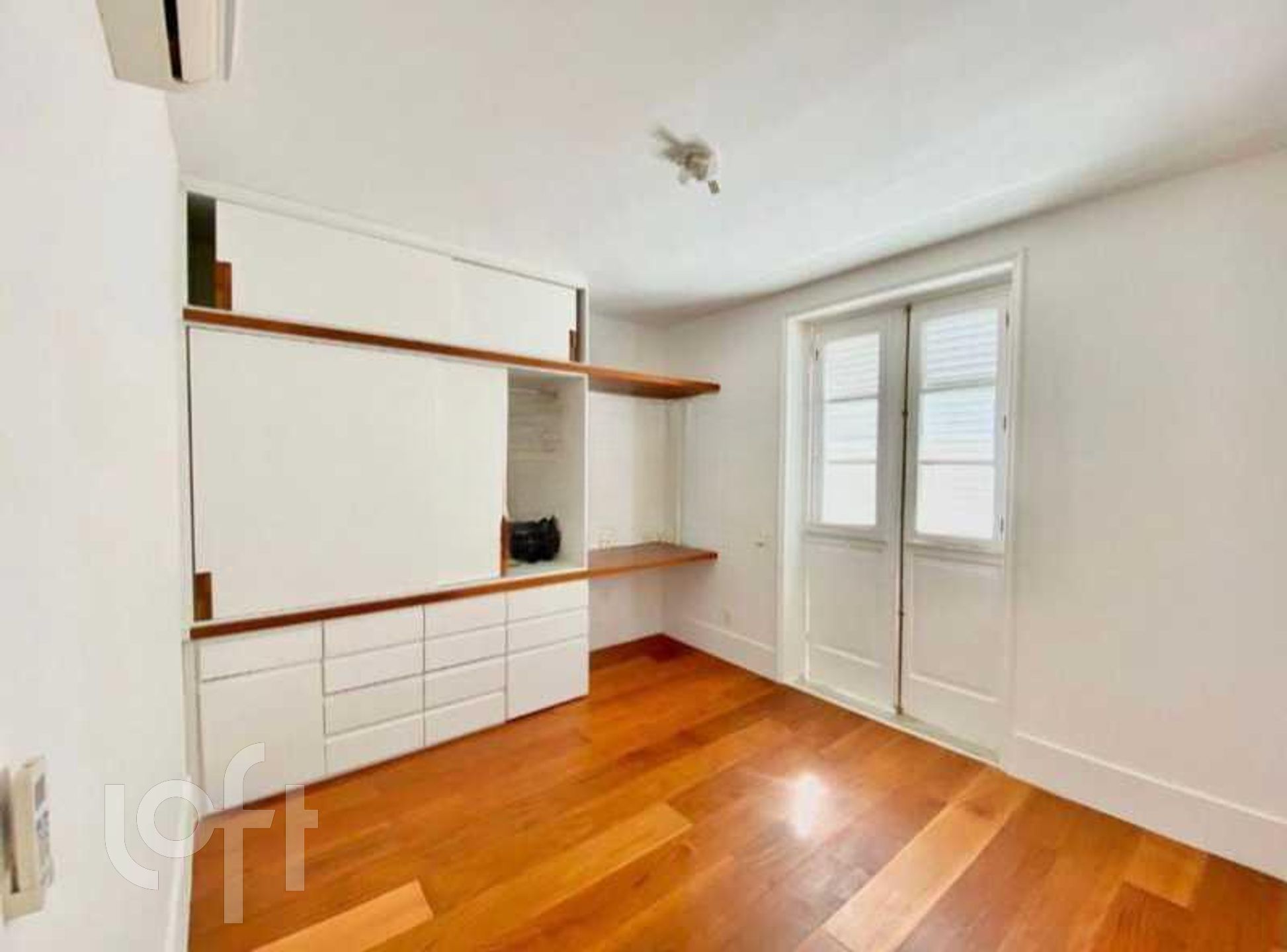 Apartamento à venda com 3 quartos, 280m² - Foto 4