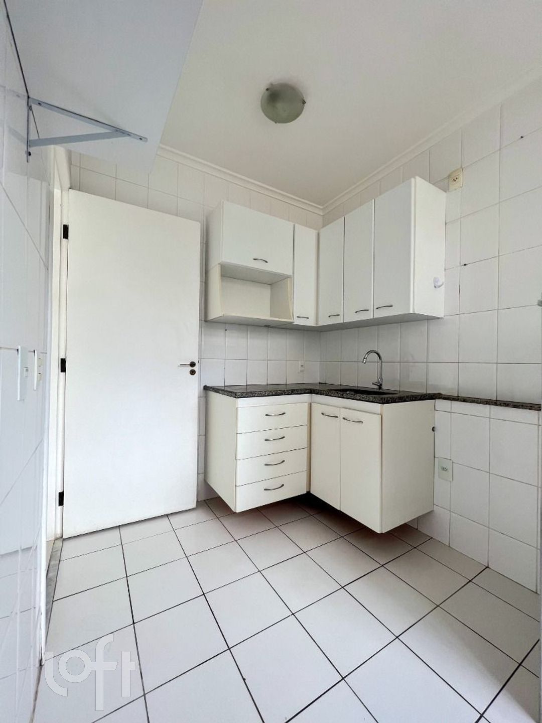 Apartamento à venda com 3 quartos, 75m² - Foto 10