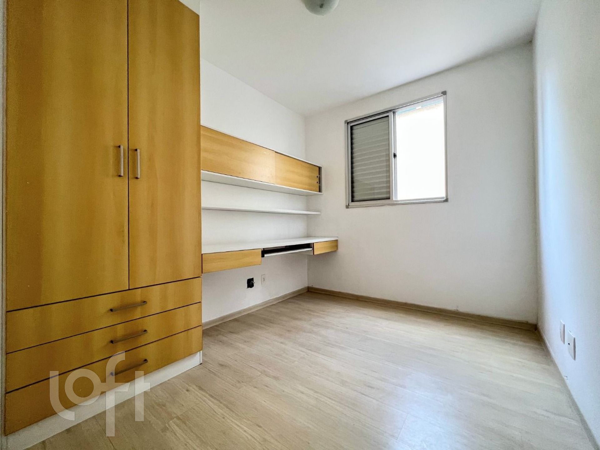 Apartamento à venda com 3 quartos, 75m² - Foto 5