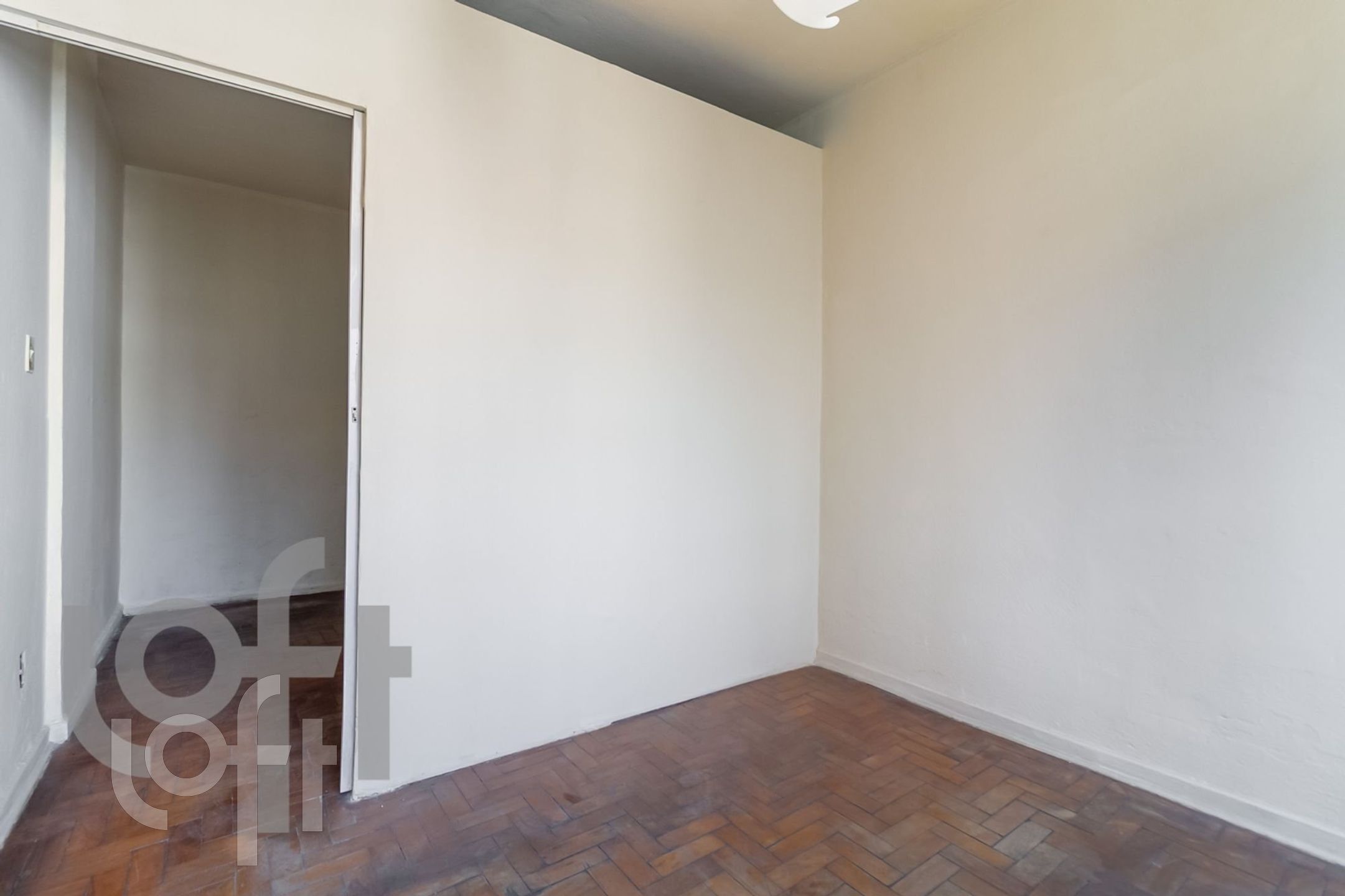 Apartamento à venda com 1 quarto, 30m² - Foto 8