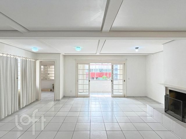 Apartamento com 172m², 3 dormitórios, 1 suíte, 1 vaga, São João em Porto Alegre