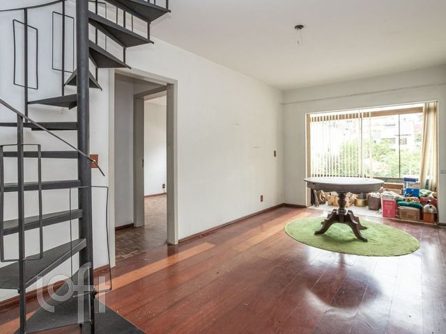 Apartamento com 78m², 2 dormitórios, 2 vagas, Petrópolis em Porto Alegre