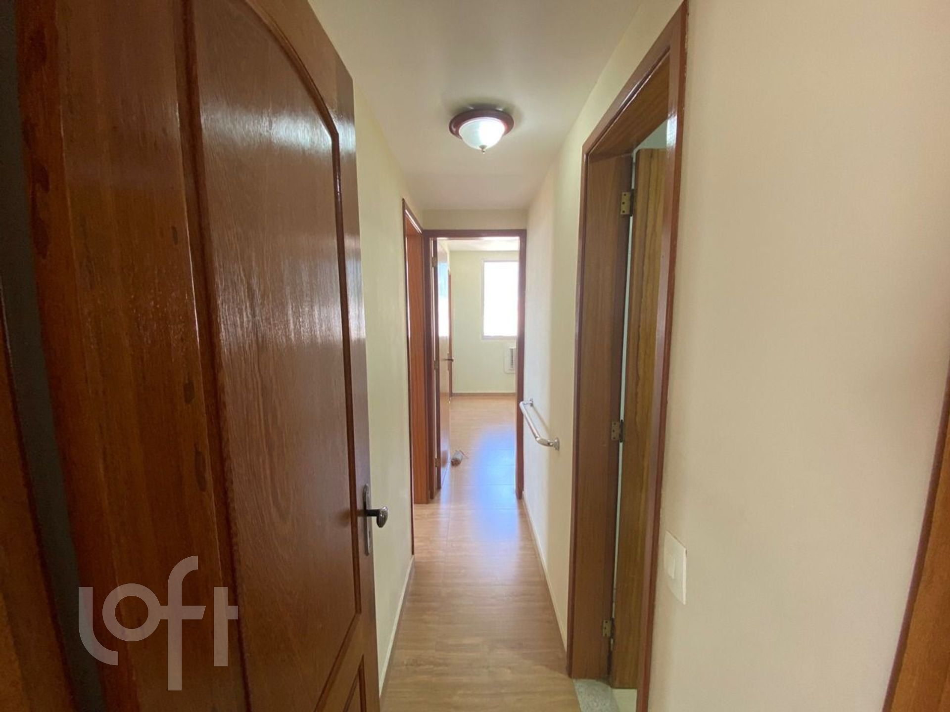 Apartamento à venda com 3 quartos, 180m² - Foto 8