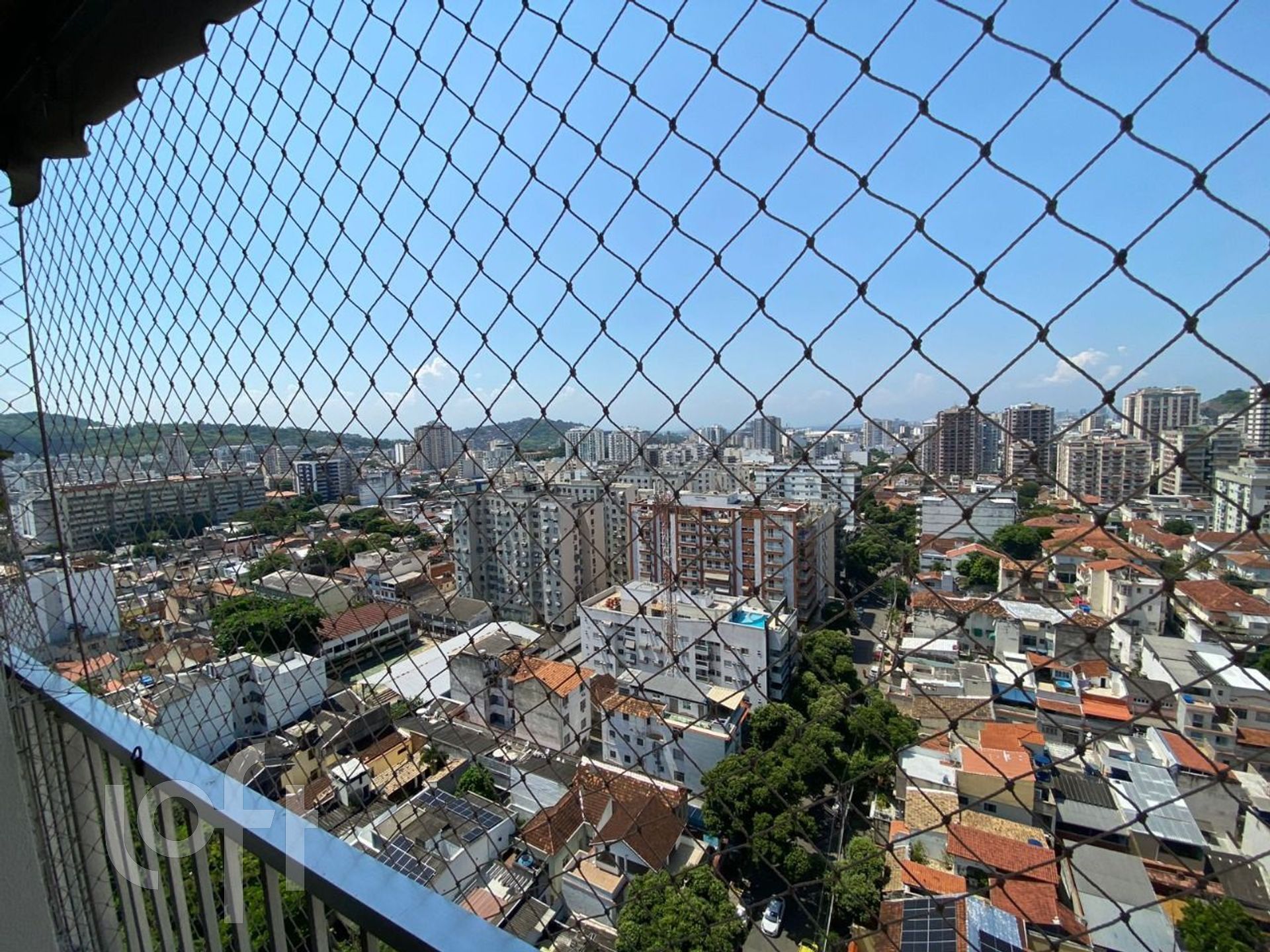 Apartamento à venda com 3 quartos, 180m² - Foto 6