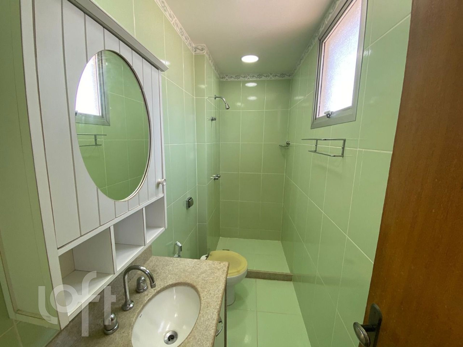 Apartamento à venda com 3 quartos, 180m² - Foto 17