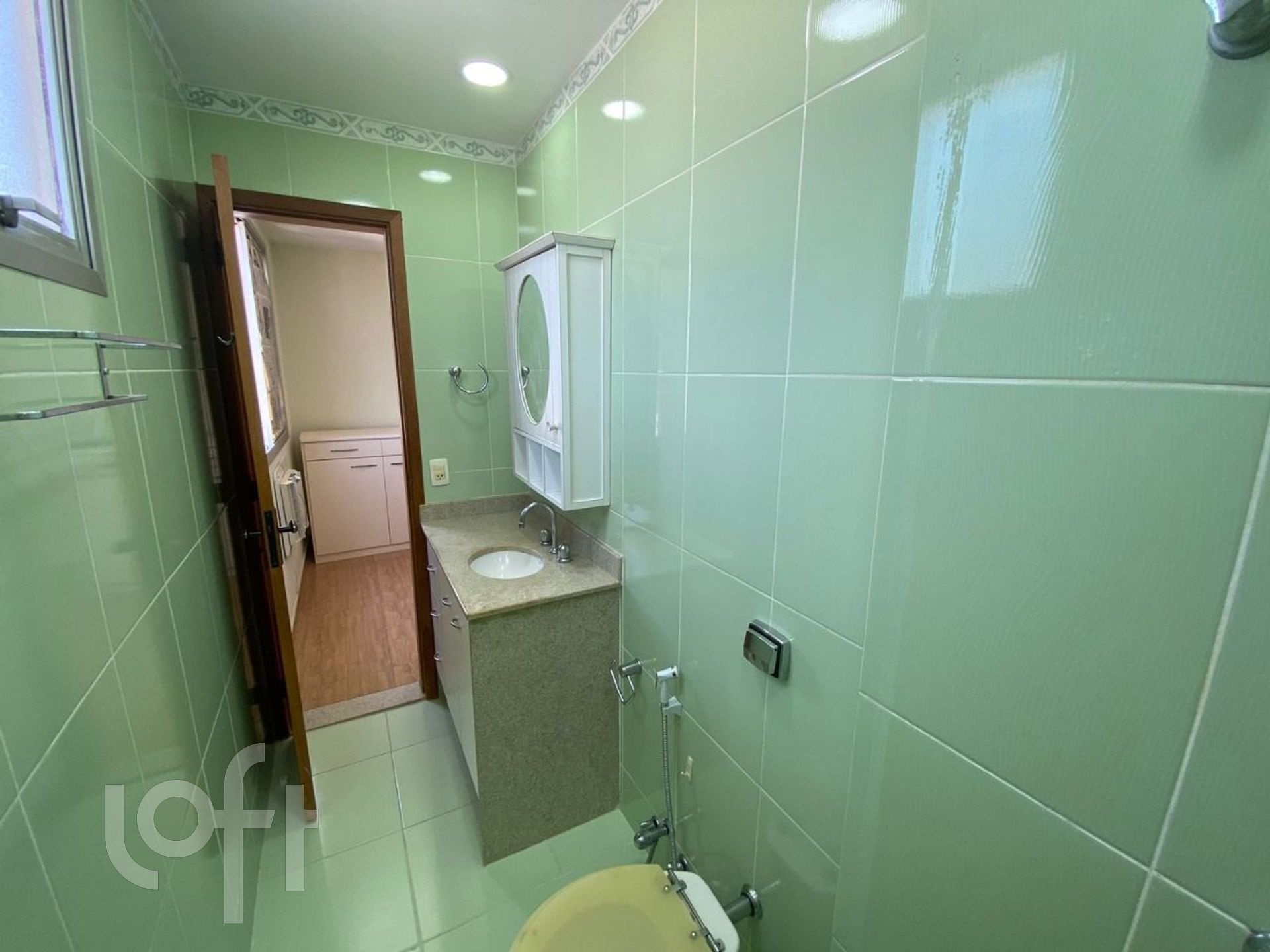 Apartamento à venda com 3 quartos, 180m² - Foto 19