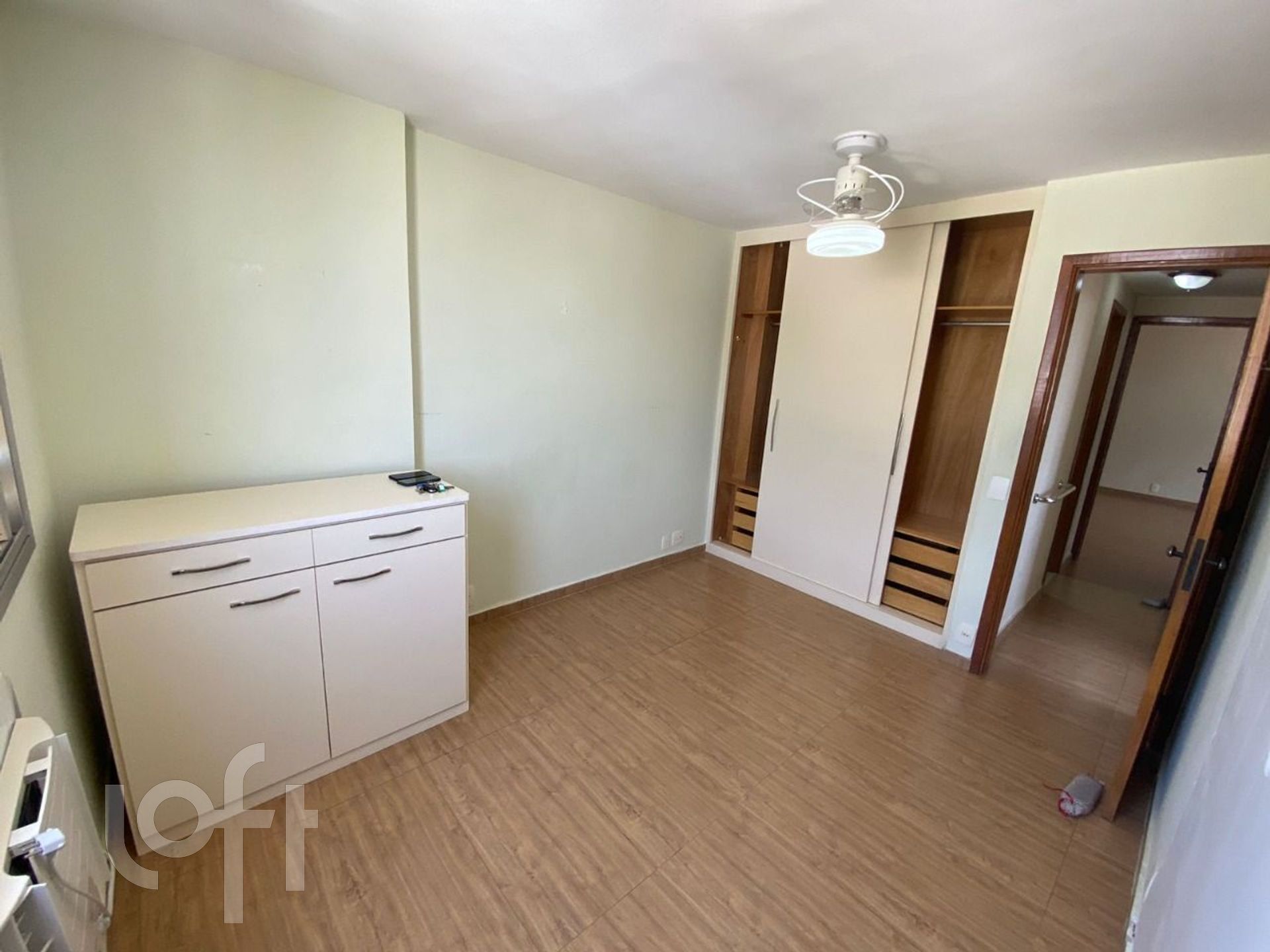 Apartamento à venda com 3 quartos, 180m² - Foto 15