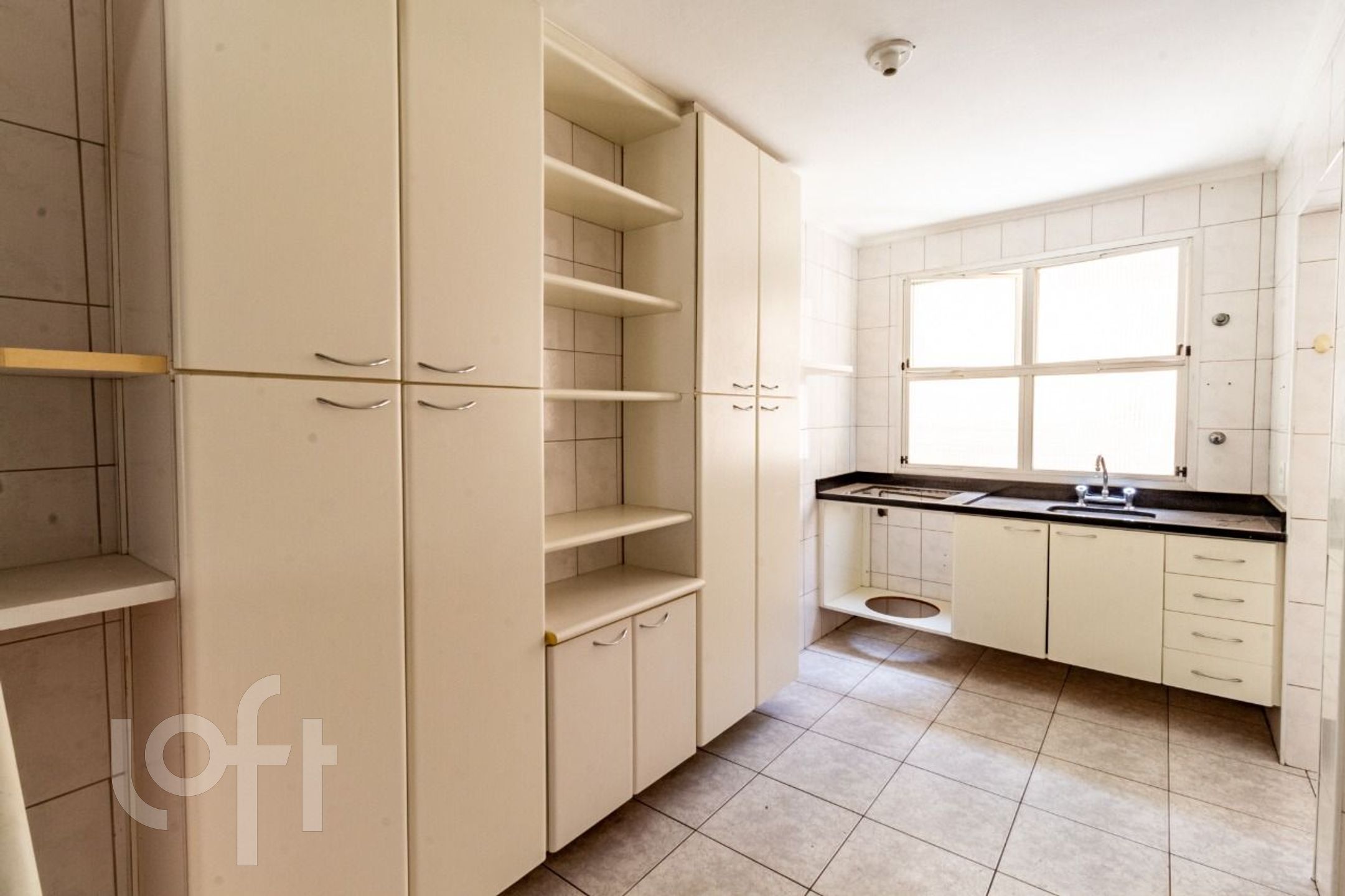 Apartamento à venda com 2 quartos, 82m² - Foto 7