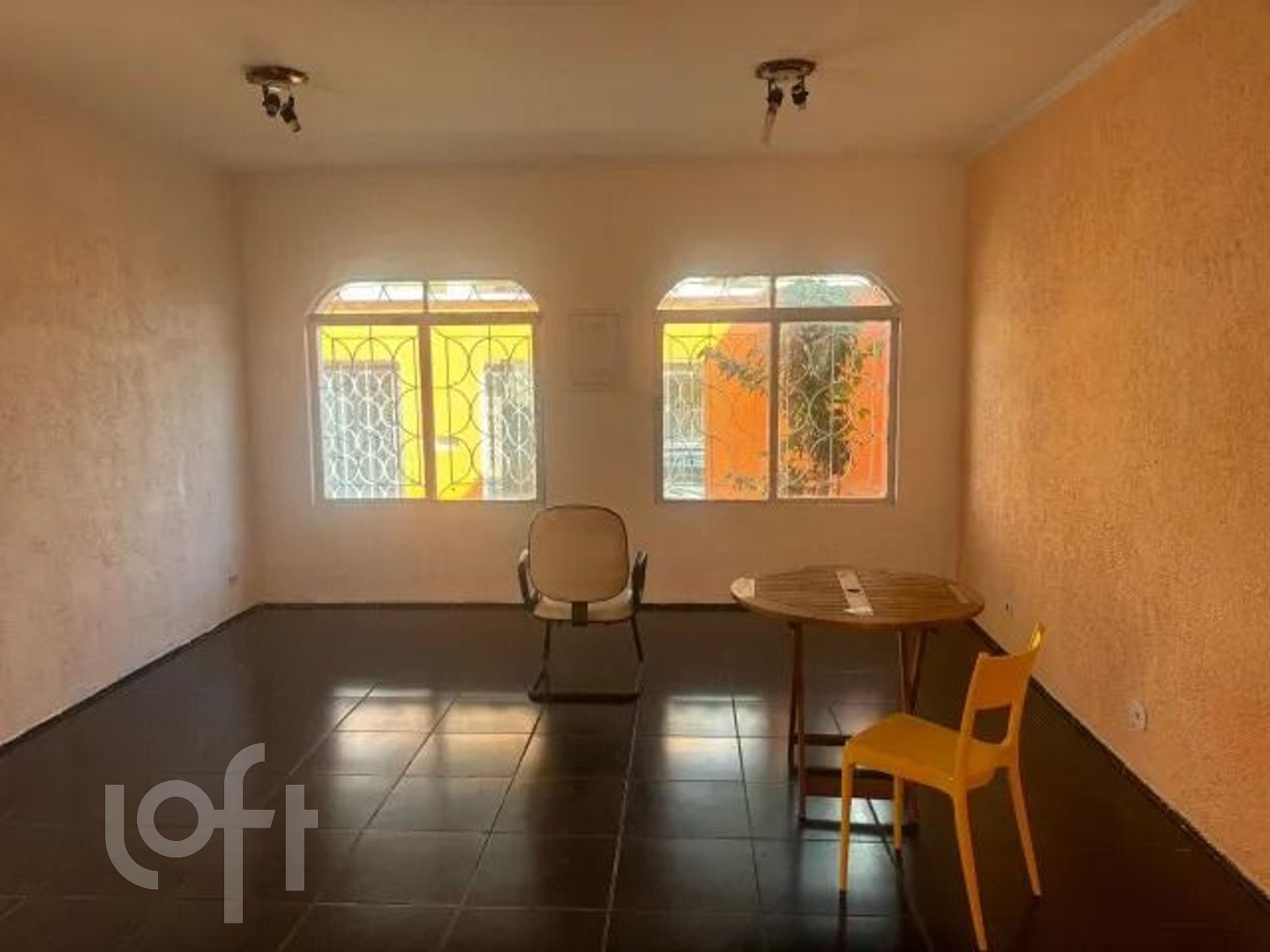 Casa à venda em Bom Clima com 164 m², 3 quartos, 1