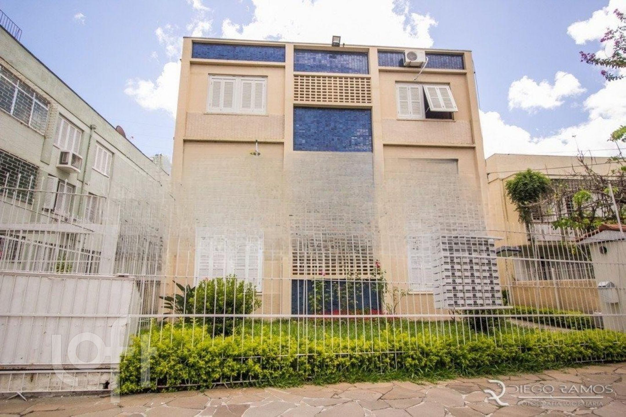 Apartamento com 71m², 2 dormitórios, Menino Deus em Porto Alegre