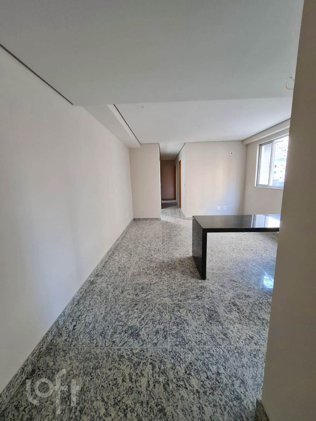 Apartamento à venda com 3 quartos, 79m² - Foto 3