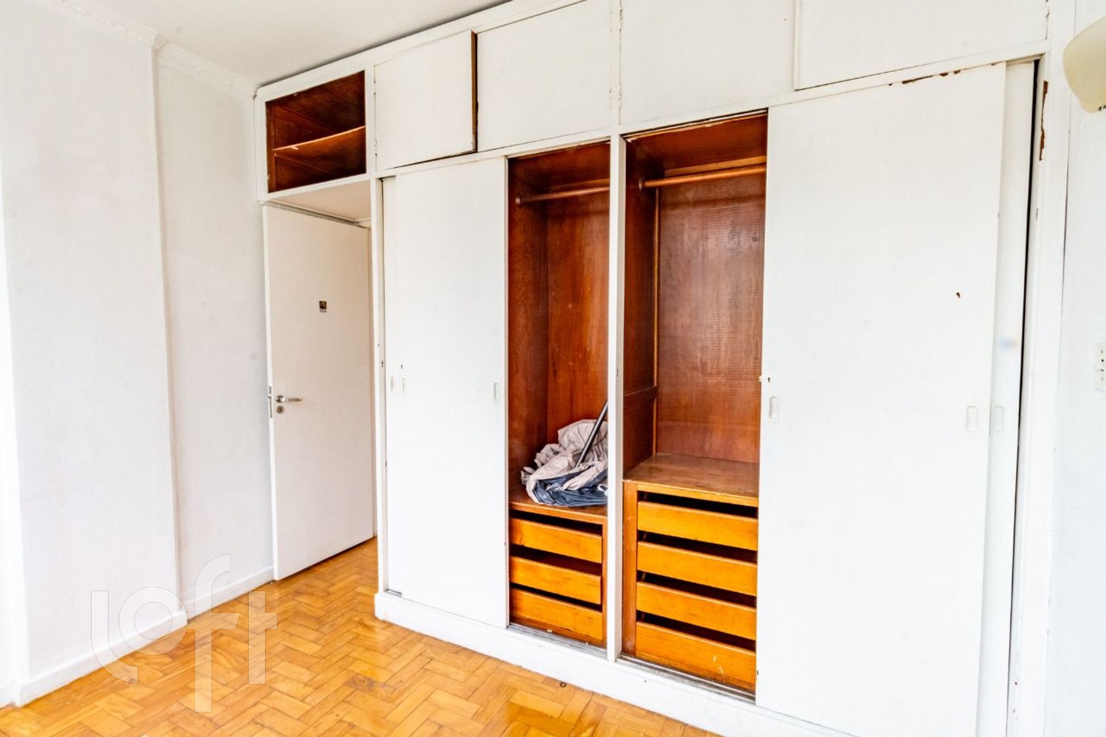 Apartamento à venda com 3 quartos, 110m² - Foto 13