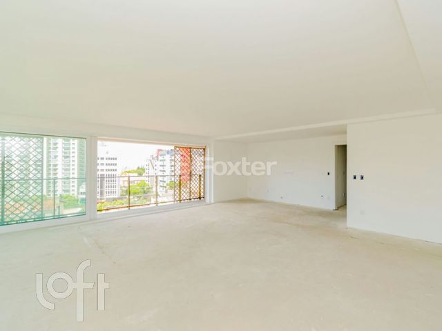 Apartamento com 221m², 3 dormitórios, 3 suítes, 3 vagas, Petrópolis em Porto Alegre