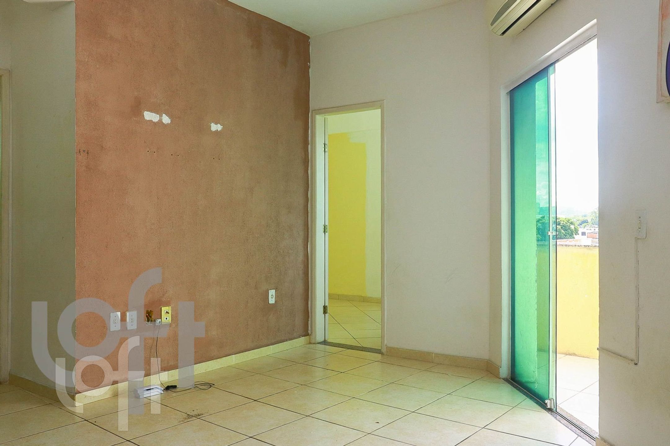 Apartamento à venda em Curicica com 56 m², 2 quartos, 1 vaga