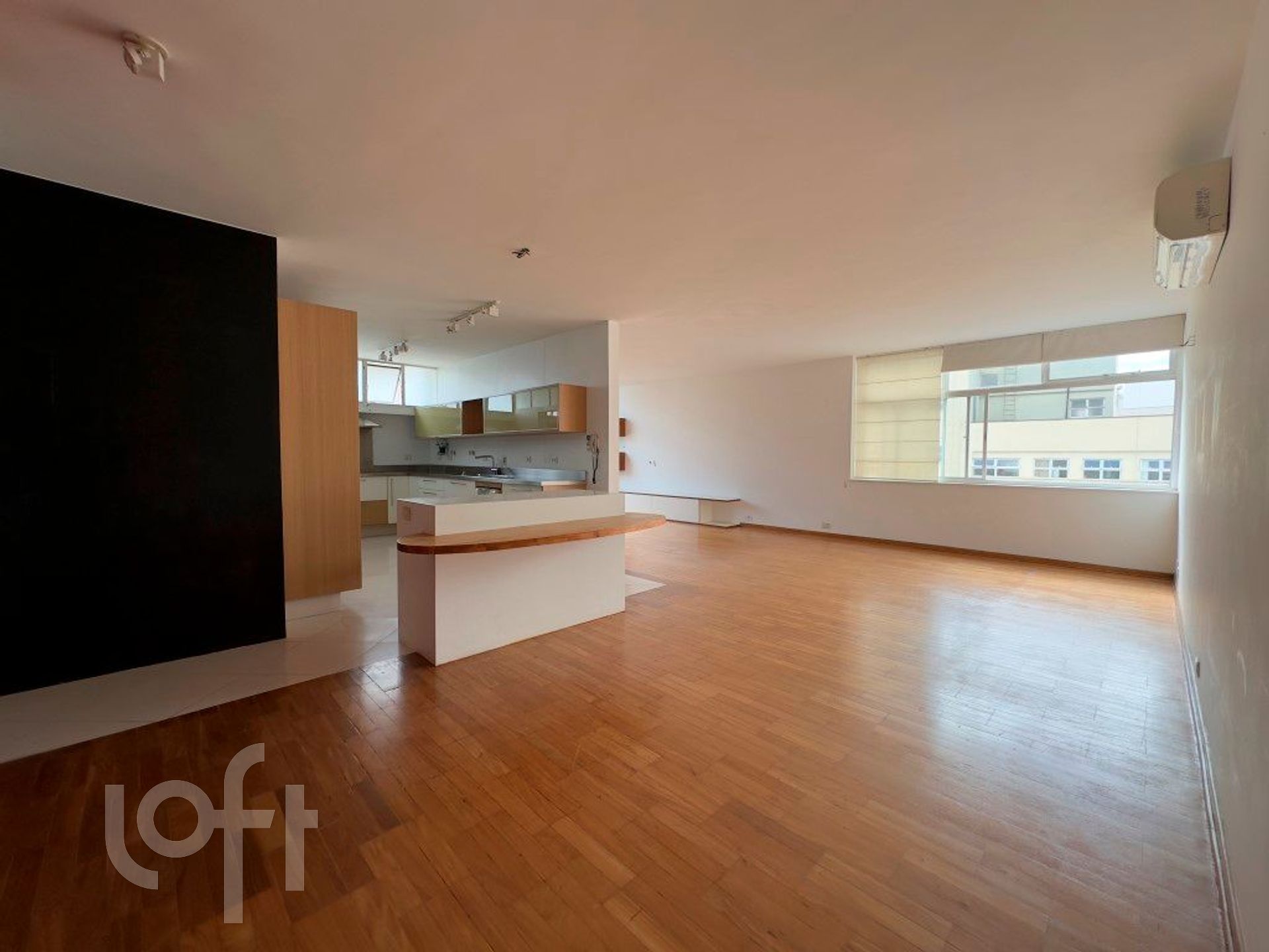 Apartamento à venda com 3 quartos, 176m² - Foto 3