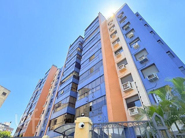 Apartamento com 82m², 2 dormitórios, 1 suíte, 2 vagas, São João em Porto Alegre