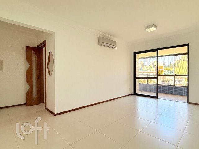 Apartamento com 82m², 2 dormitórios, 1 suíte, 2 vagas, São João em Porto Alegre