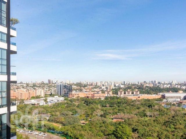 Apartamento com 316m², 3 dormitórios, 3 suítes, 4 vagas, Jardim Europa em Porto Alegre