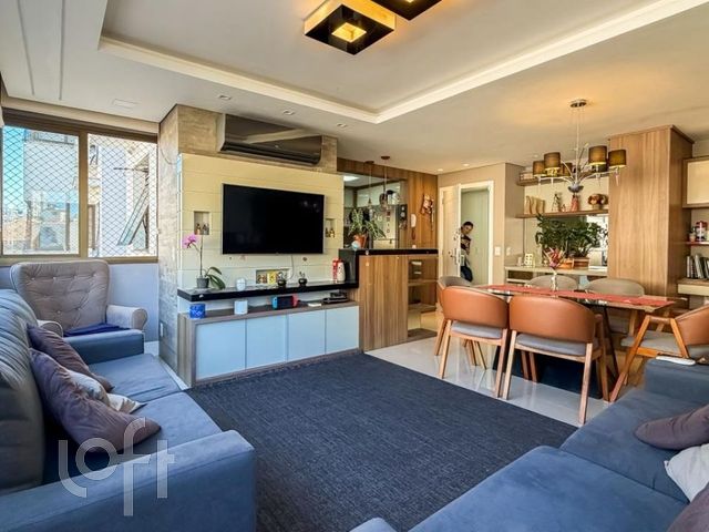 Apartamento com 96m², 3 dormitórios, 1 suíte, 2 vagas, Bom Fim em Porto Alegre