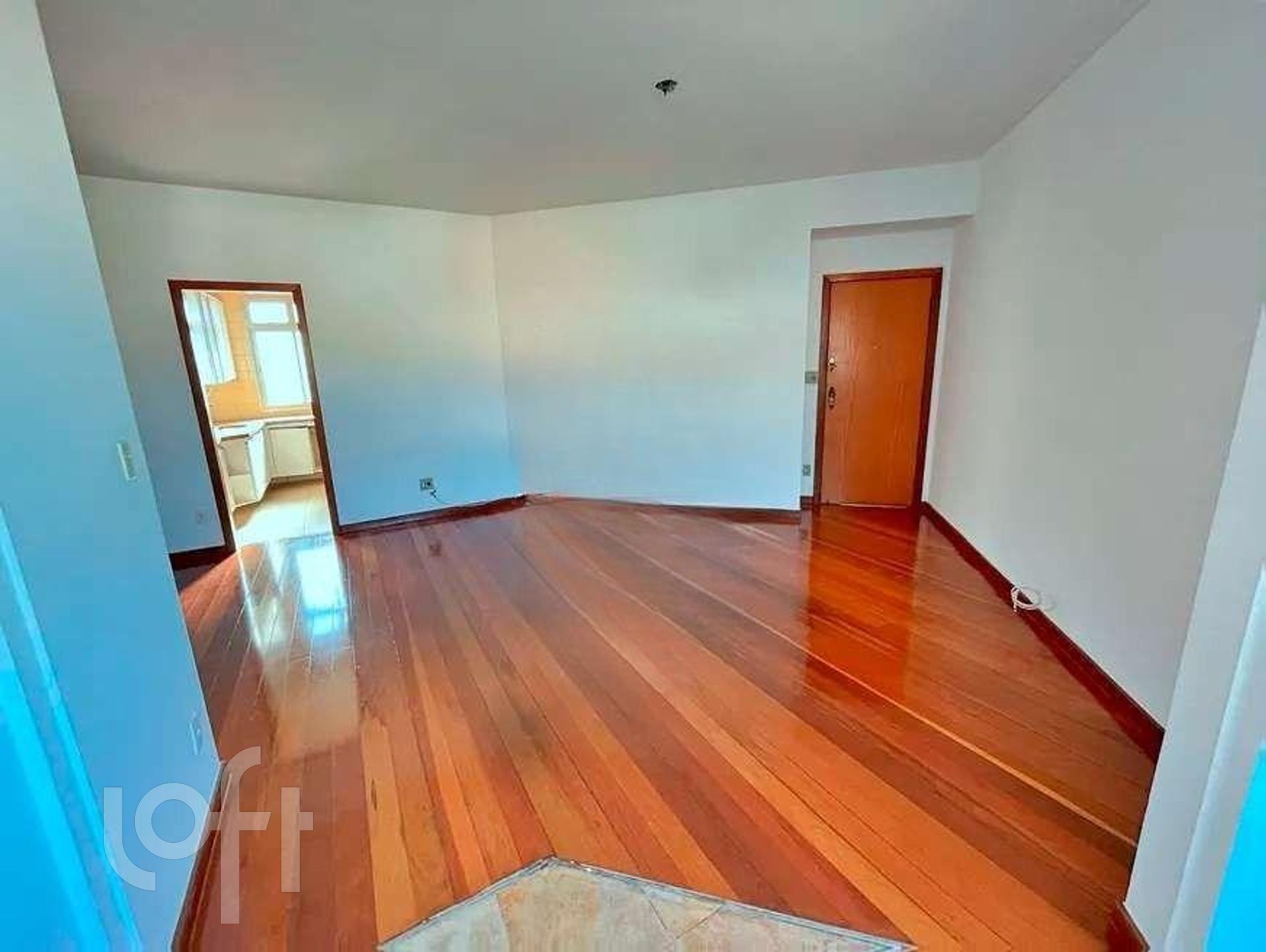 Apartamento à venda com 3 quartos, 126m² - Foto 3