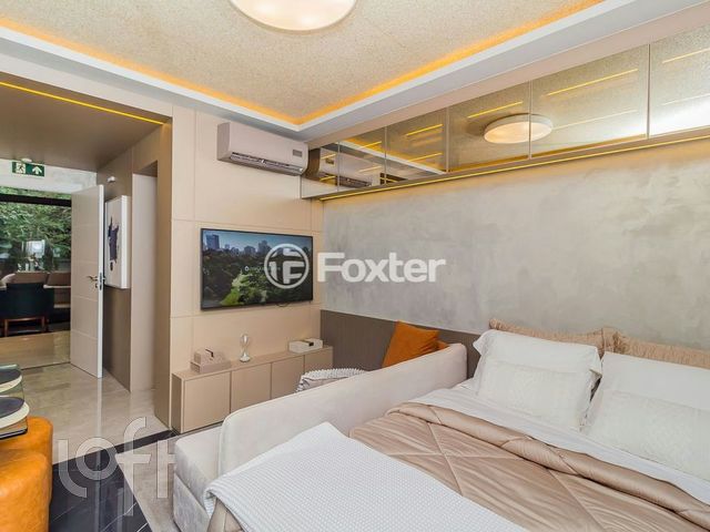 Apartamento com 24m², 1 dormitório, 1 suíte, 1 vaga, Rio Branco em Porto Alegre