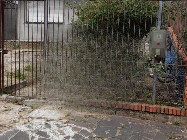 Casa com 168m², 3 dormitórios, Vila Ipiranga em Porto Alegre