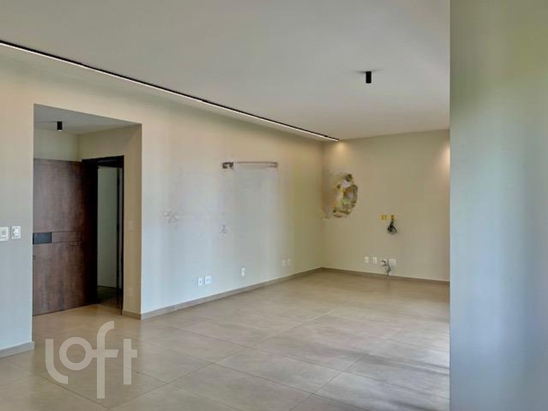 Apartamento à venda com 3 quartos, 150m² - Foto 3