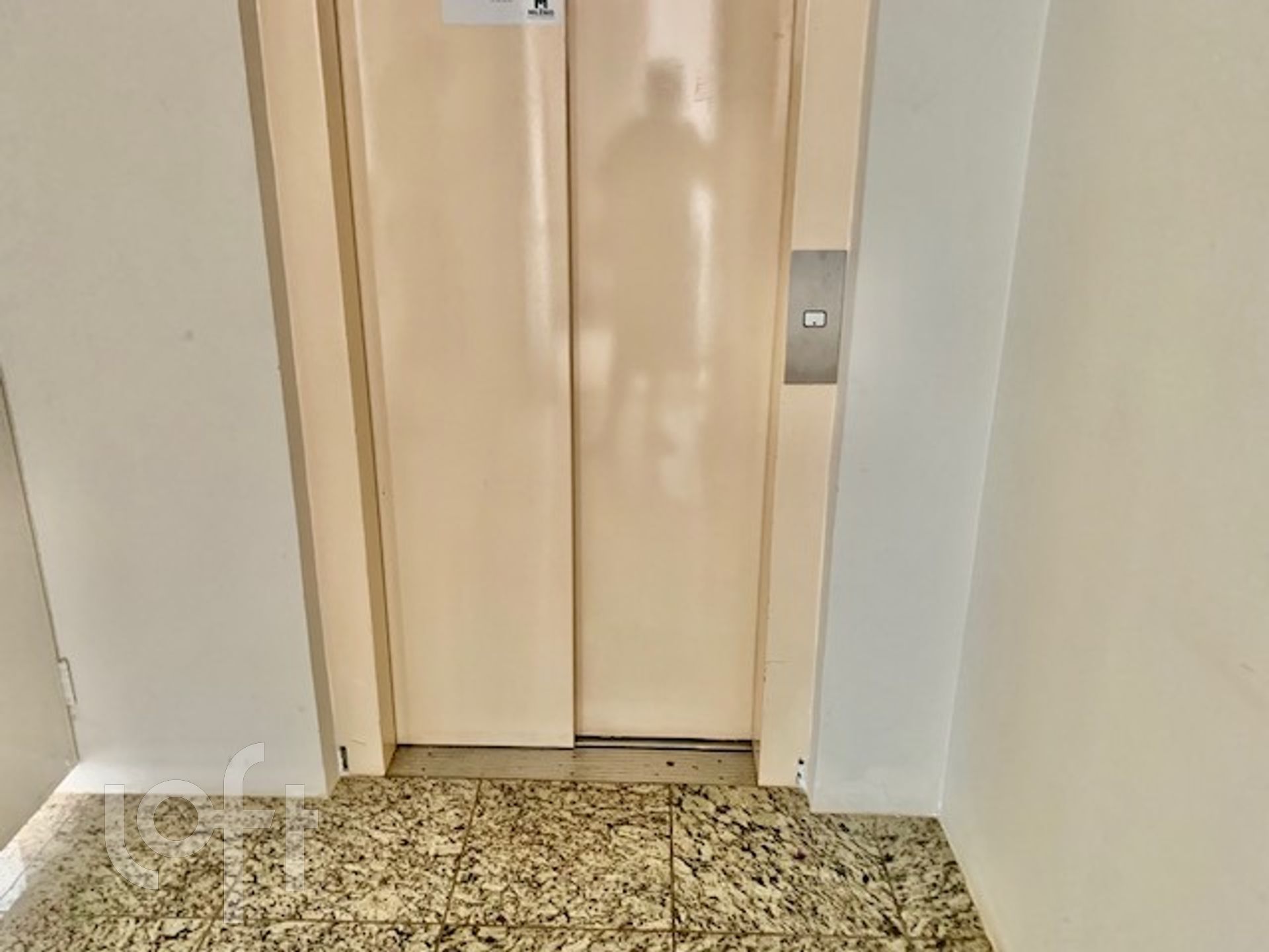 Apartamento à venda com 3 quartos, 150m² - Foto 25