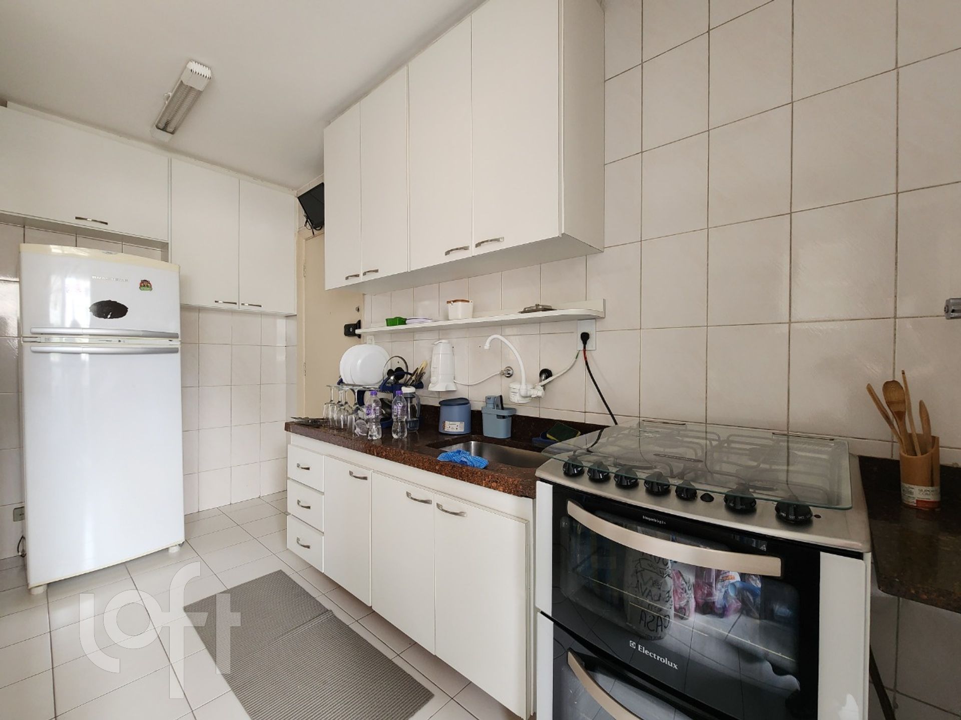 Apartamento à venda com 3 quartos, 90m² - Foto 4