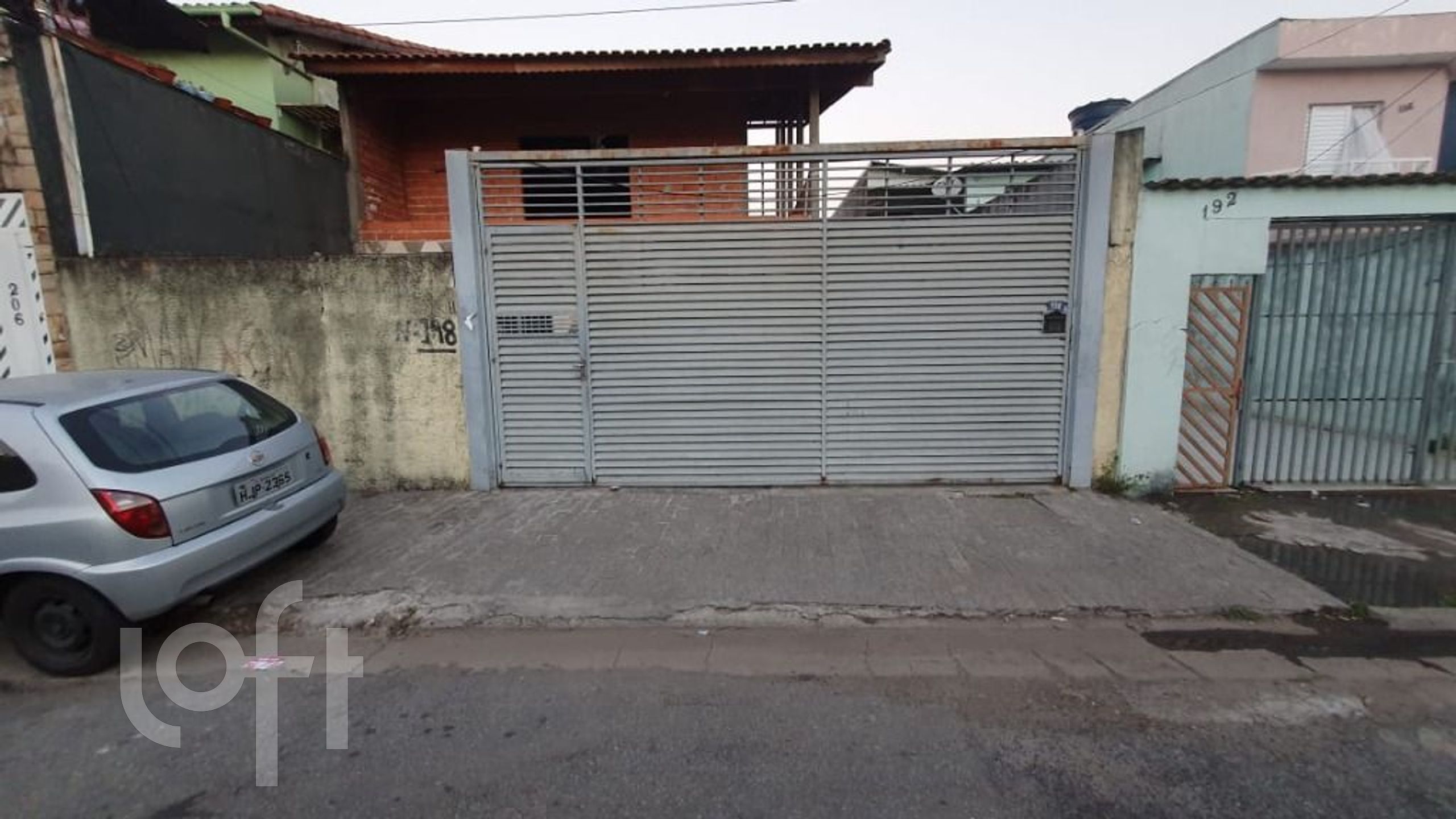 Casa à venda com 4 quartos, 220m² - Foto 4