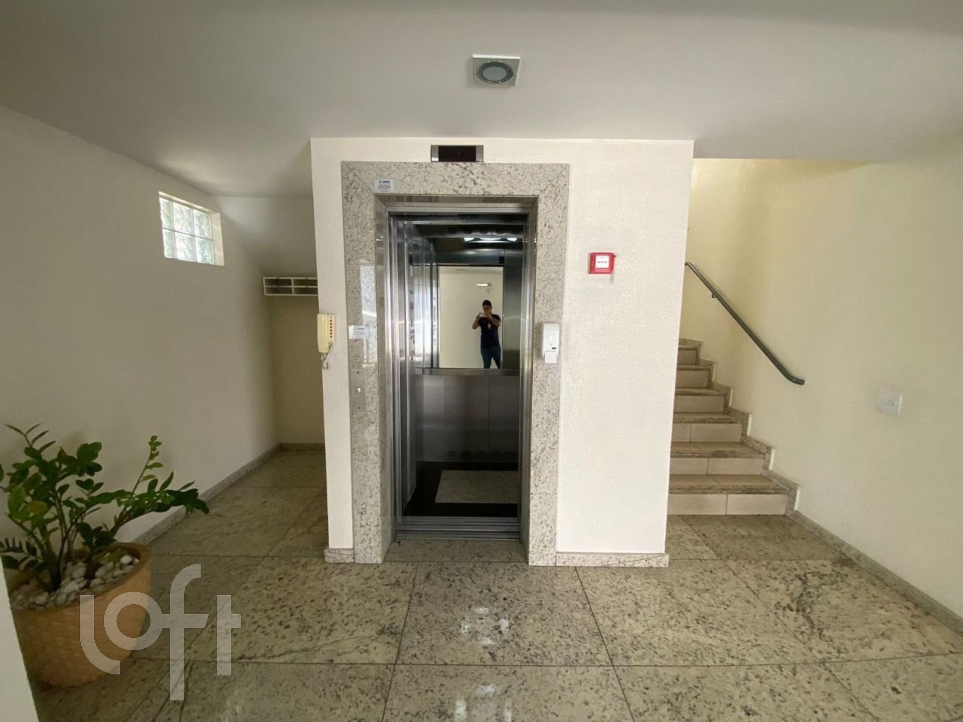 Apartamento à venda com 4 quartos, 195m² - Foto 35