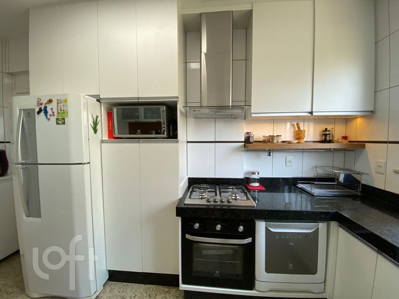 Apartamento à venda com 4 quartos, 195m² - Foto 6