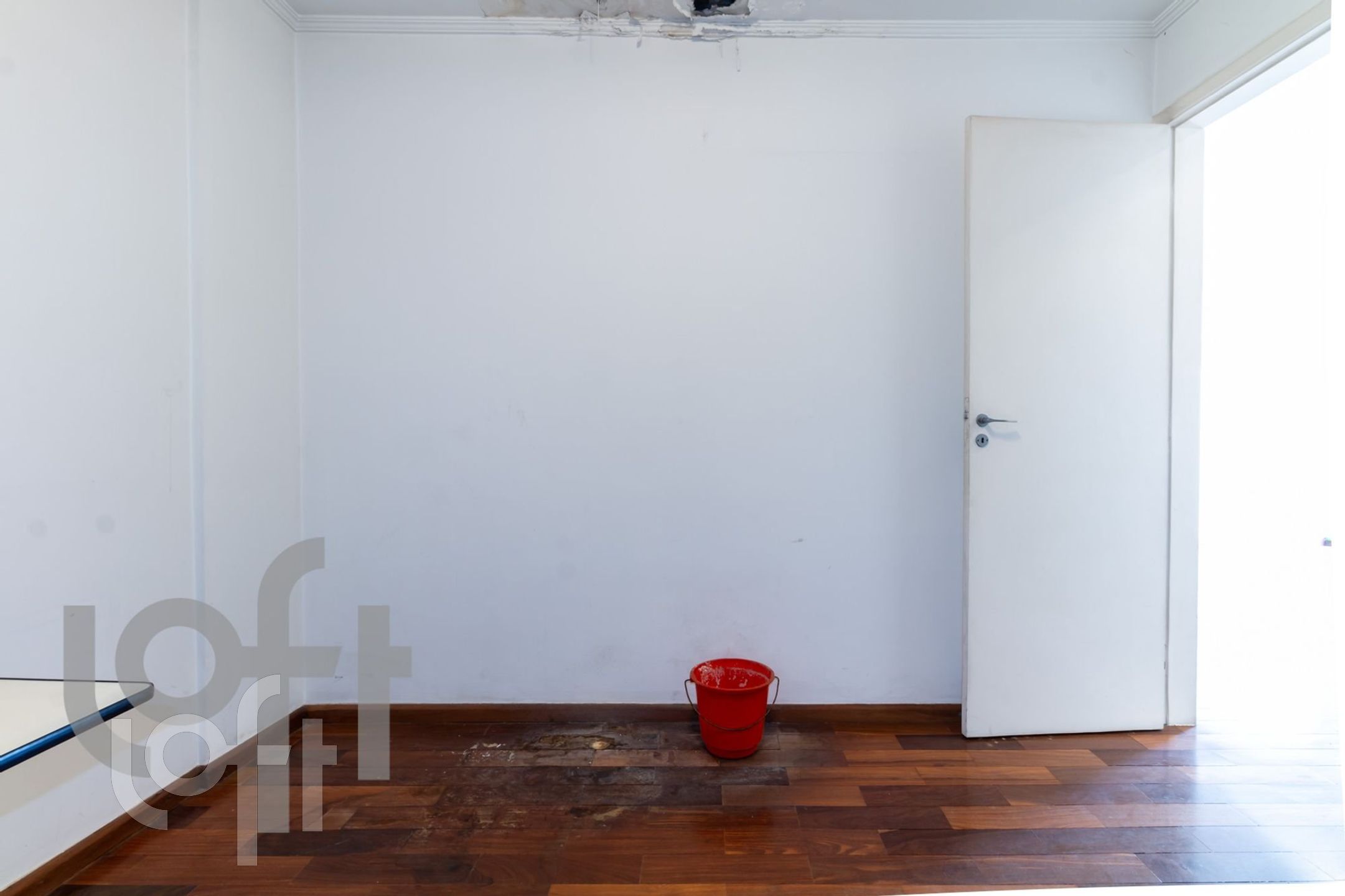 Apartamento à venda com 3 quartos, 135m² - Foto 4