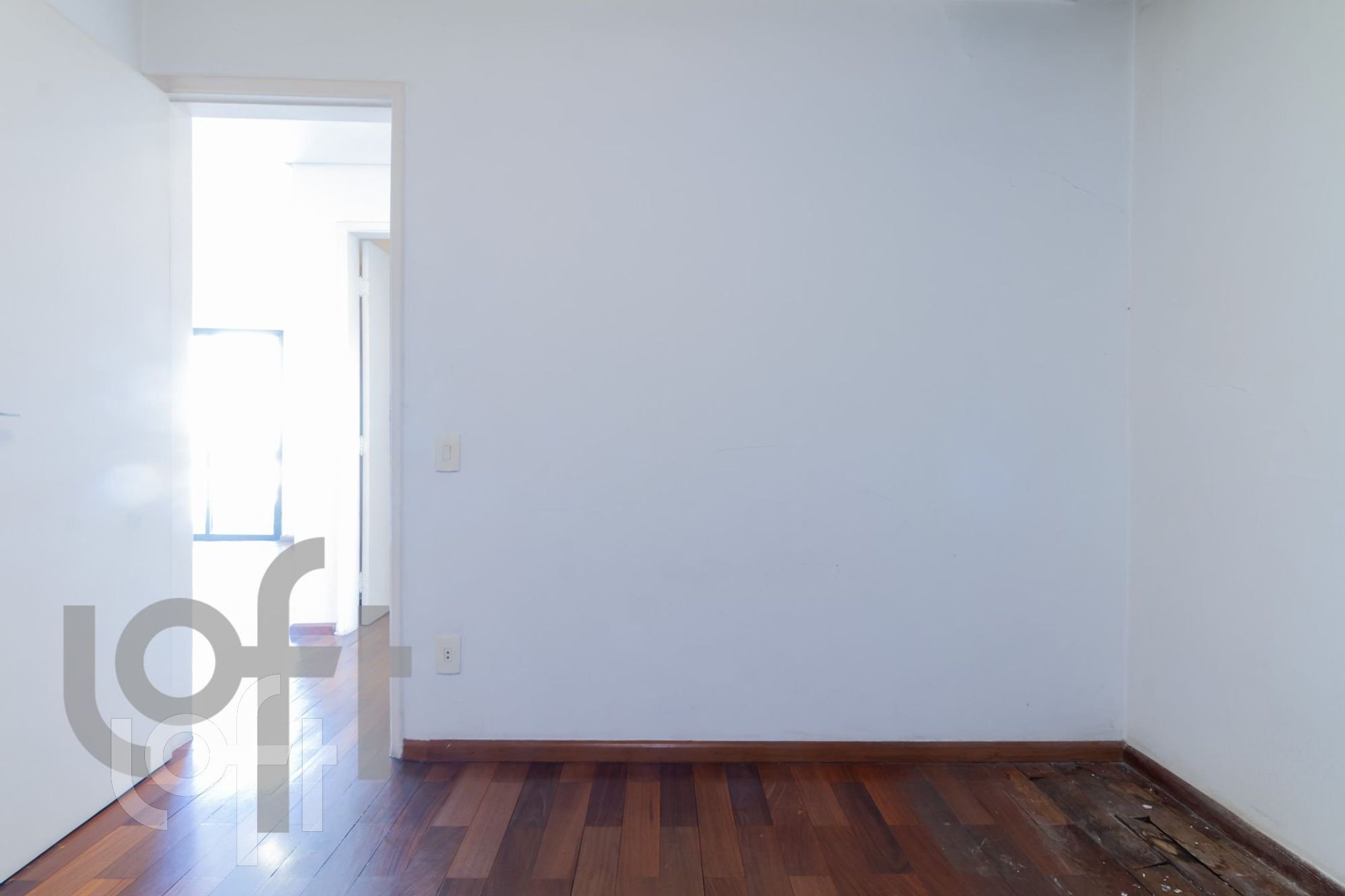 Apartamento à venda com 3 quartos, 135m² - Foto 5