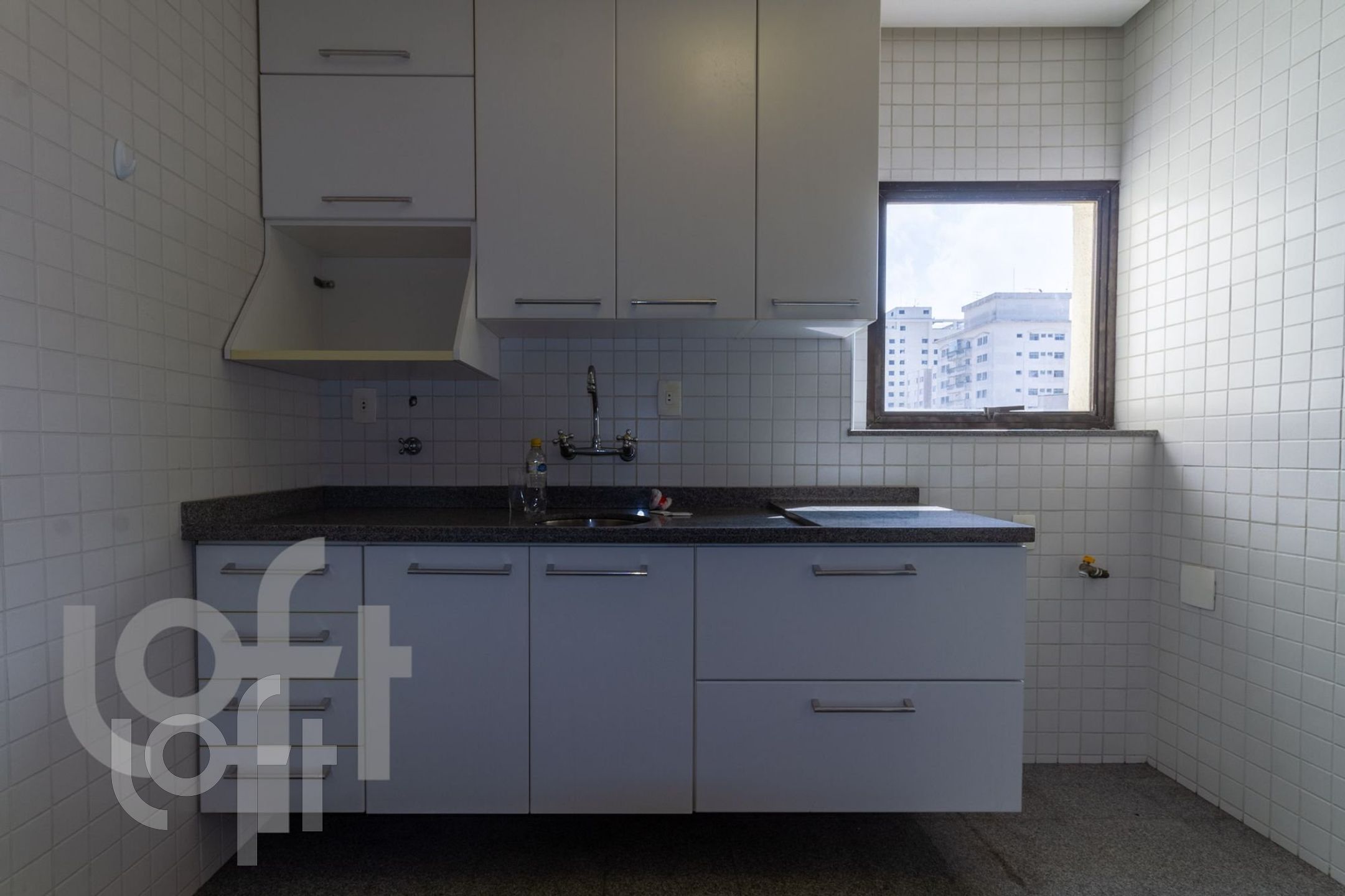 Apartamento à venda com 3 quartos, 135m² - Foto 28