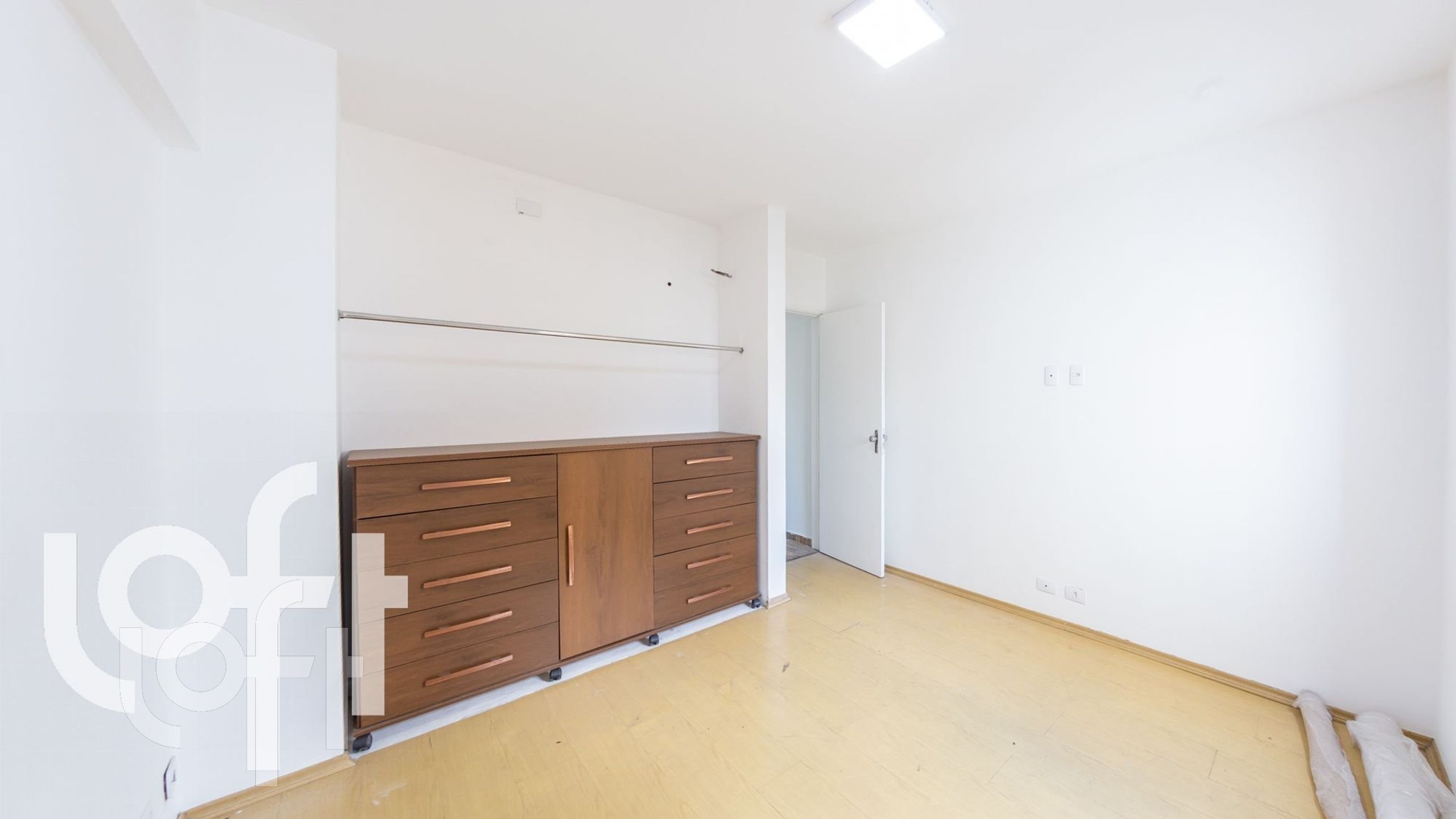 Apartamento à venda com 1 quarto, 42m² - Foto 5