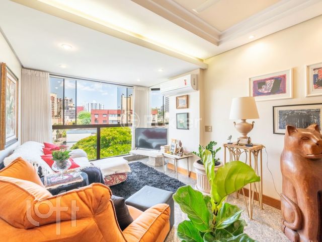 Apartamento com 102m², 3 dormitórios, 1 suíte, 1 vaga, Bela Vista em Porto Alegre