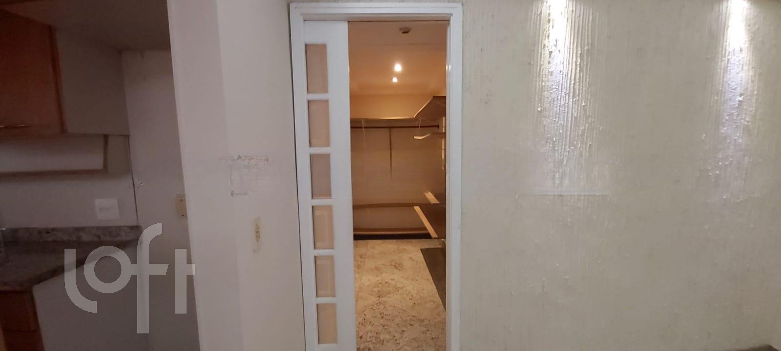 Apartamento à venda com 1 quarto, 150m² - Foto 13