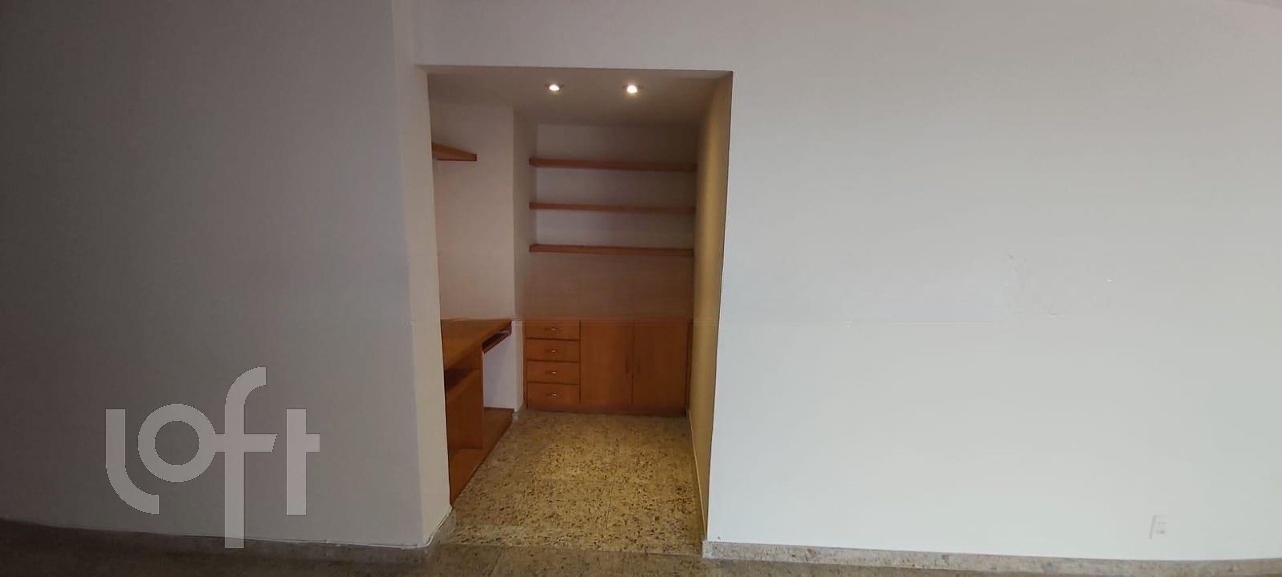 Apartamento à venda com 1 quarto, 150m² - Foto 29