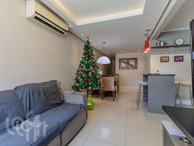 Apartamento com 74m², 3 dormitórios, 2 vagas, Jardim Botânico em Porto Alegre