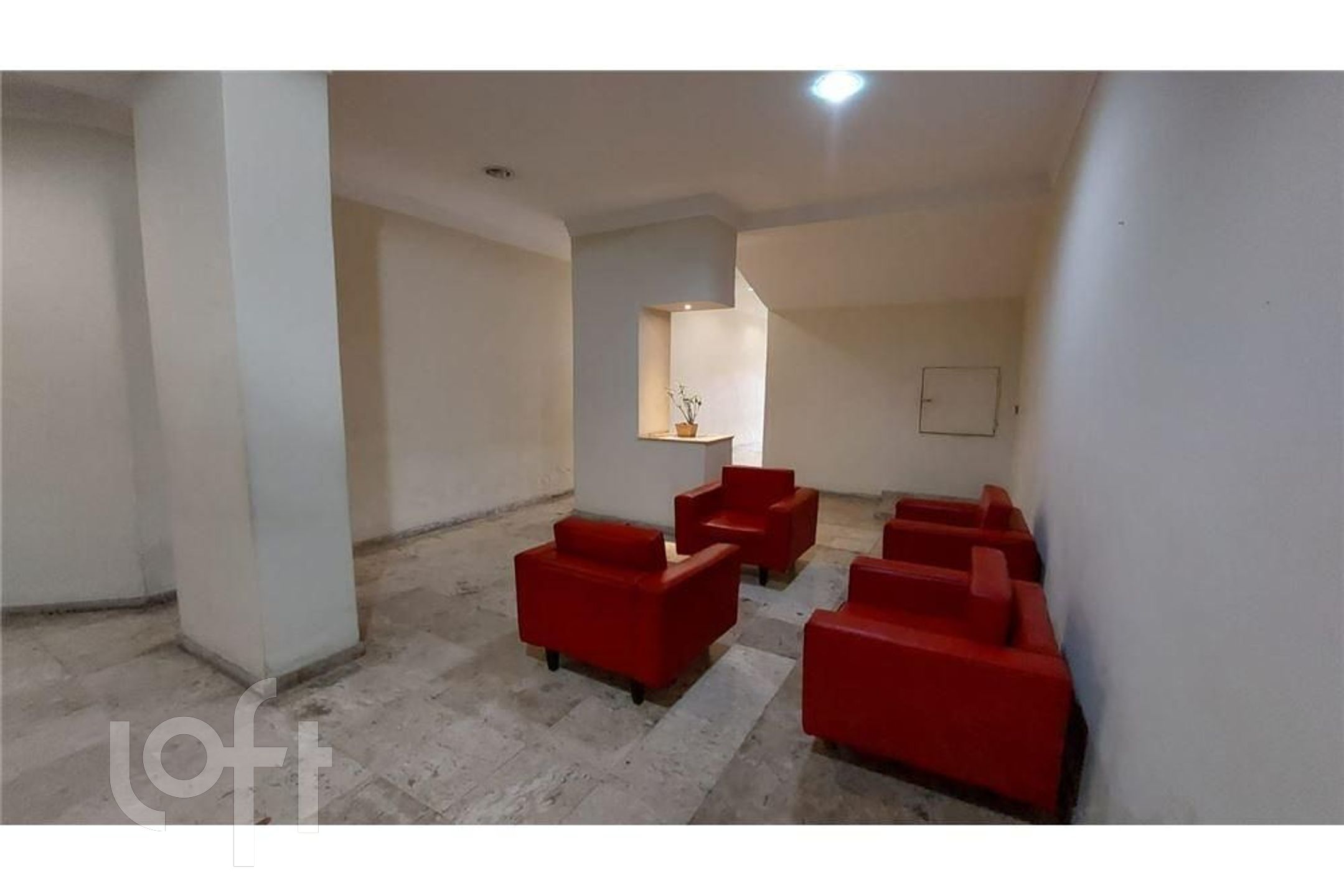 Apartamento à venda com 1 quarto, 66m² - Foto 2