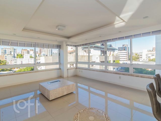 Apartamento com 86m², 2 dormitórios, 1 suíte, 2 vagas, São João em Porto Alegre