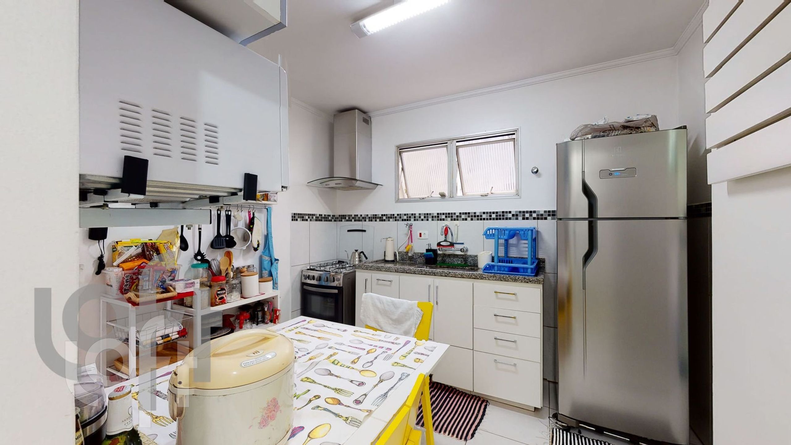 Apartamento à venda com 2 quartos, 64m² - Foto 12