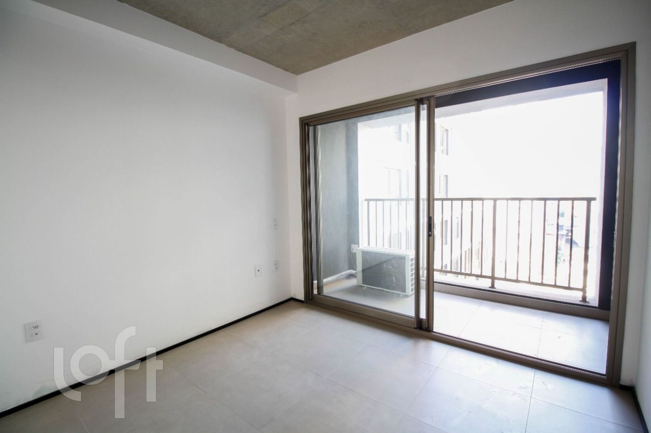 Apartamento à venda com 1 quarto, 23m² - Foto 1