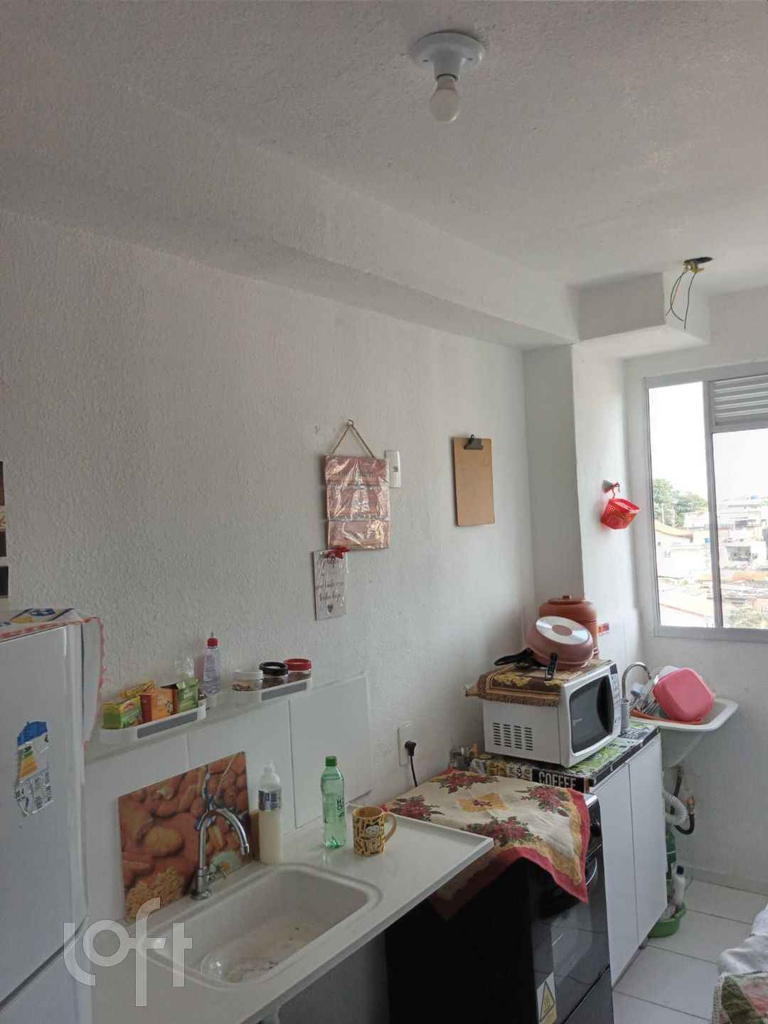 Apartamento à venda com 2 quartos, 42m² - Foto 2