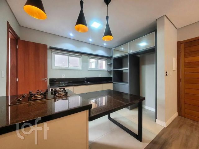 Apartamento com 65m², 2 dormitórios, 1 suíte, Jardim Botânico em Porto Alegre